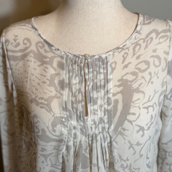 CAbi blouse sheer gray white pattern Pintuck Pleated Peasant long sleeve Sz Med - Picture 2 of 10